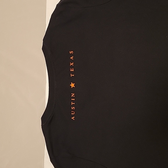 Tito's Black Short Sleeve T-Shirt V-neck Size Medium - Picture 13 of 16